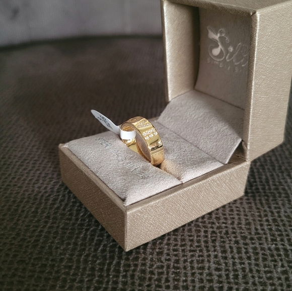 Simply Silver Gold💛 "LOVE"♥️ Flat Band Ring💍 - NIB - Picture 9 of 16